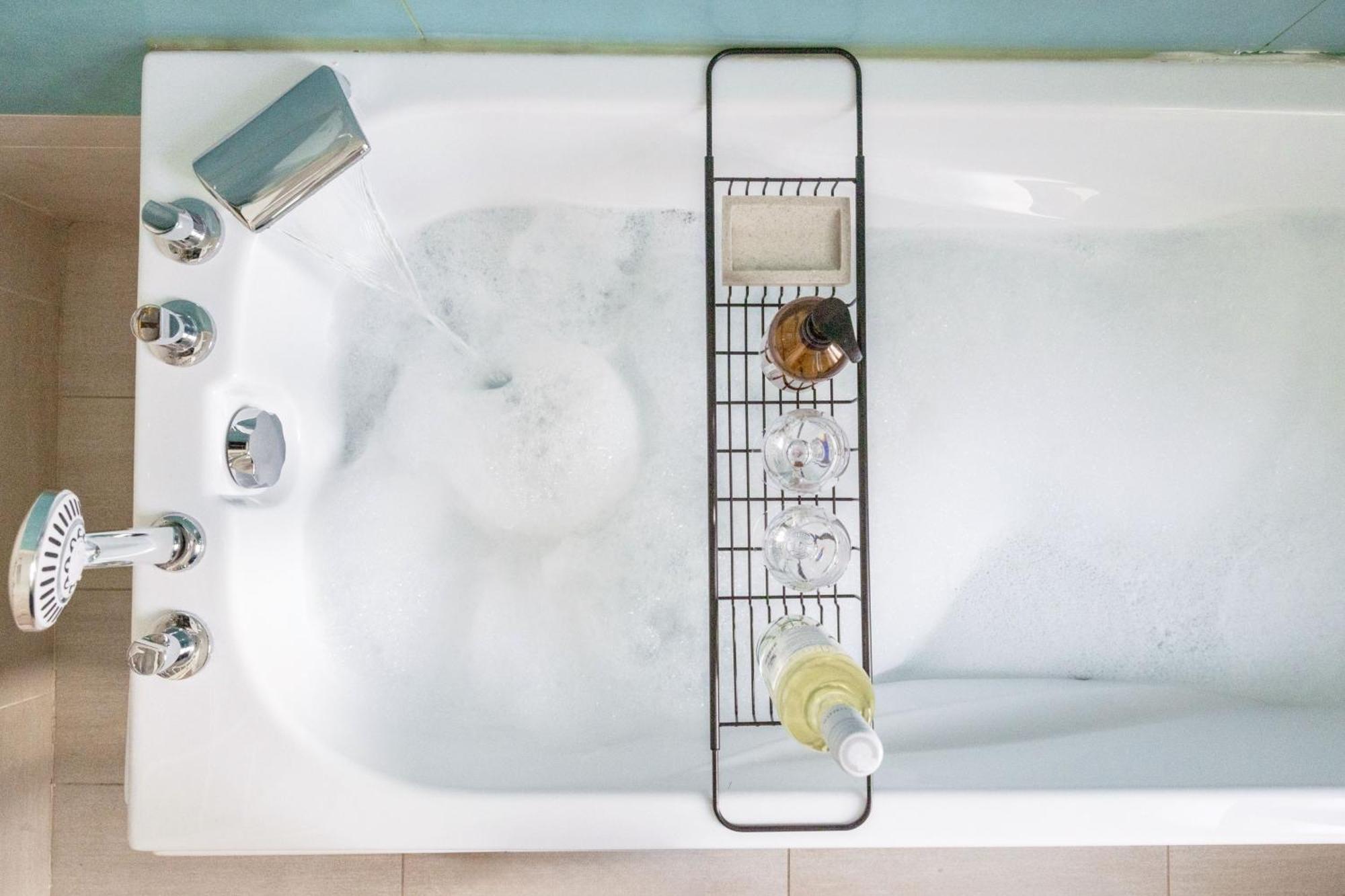 Wellness Retreat With Sauna & Jacuzzi - 1 Min To Opera Budapest Exterior foto